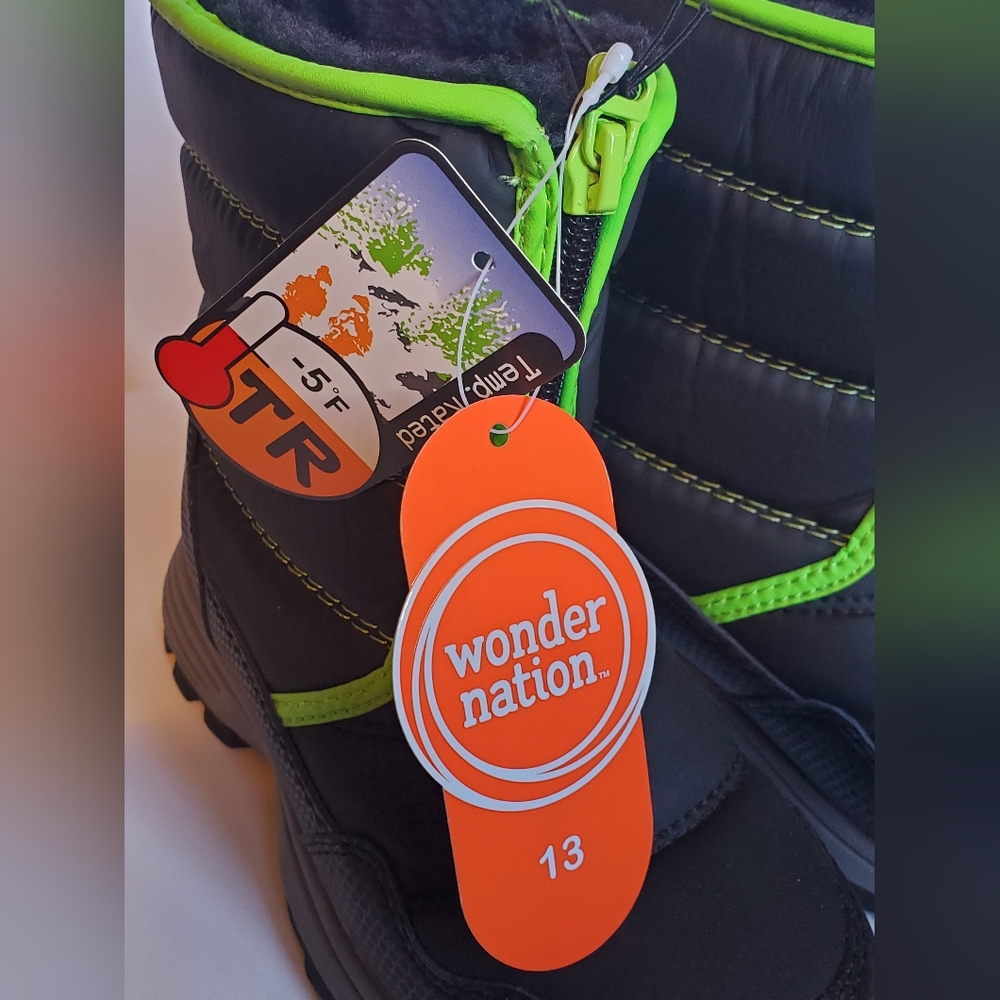 Wonder Nation winter Snow Boots Boys Size 13 New - Picture 7 of 10